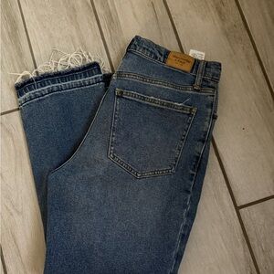Abercrombie & Fitch Blue ankle, straight ultra high-rise Jeans